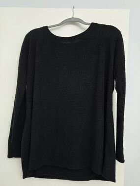 H by bordeaux Black Ribbed Scoop Crew Sweater